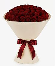 Букет 101 Бордовая роза Блэк Бакарра в Лесорогске