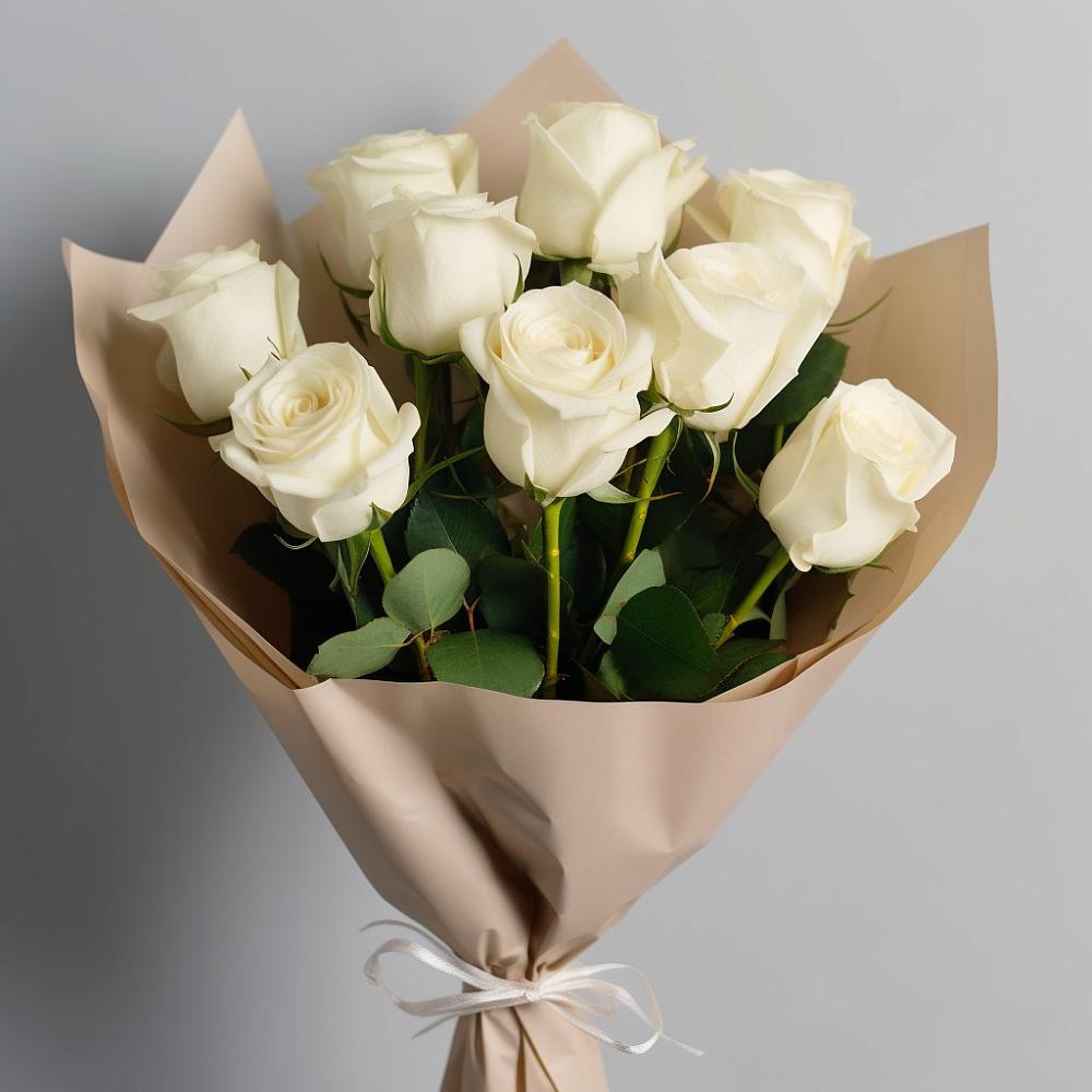 Букет 9 Белых роз Эдлесс Лав в Лесорогске