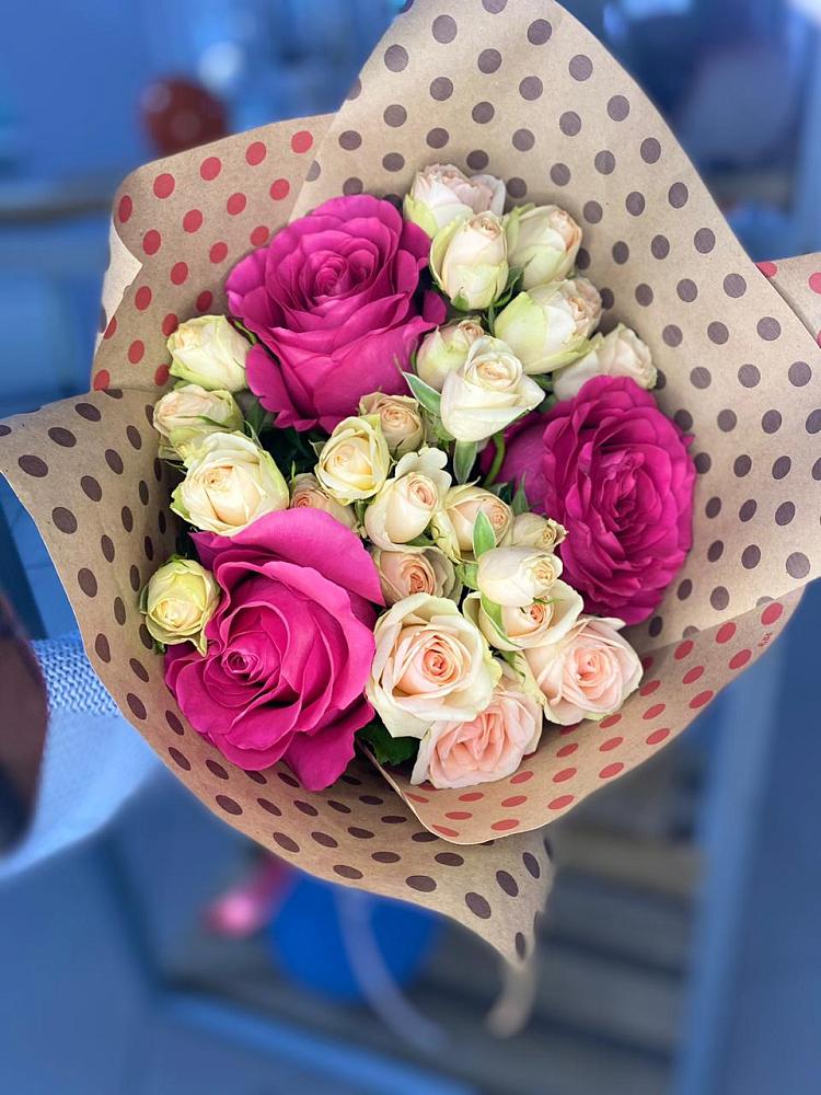 Букет цветов из: Розы в Лесорогске