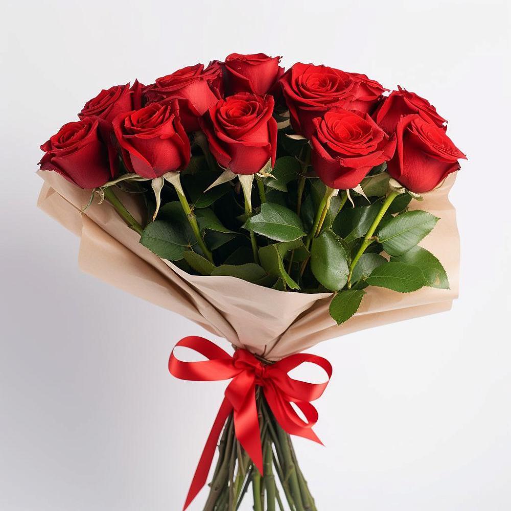 Букет 11 Красных роз Эдлесс Лав в Лесорогске