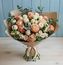Букет цветов из:  Альстромерии и Розы #REPLACE_PRED# Лесорогске